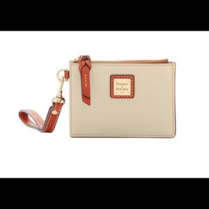 Pebble grain zip top credit card wristlet